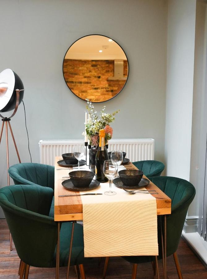 Stunning Brighton Seaside 2-Bedroom Townhouse With Patio, Sleeps 6 Buitenkant foto